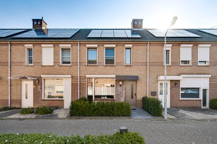 Foto 34 van Meewisstraat 6