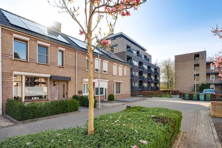 Foto 37 van Meewisstraat 6