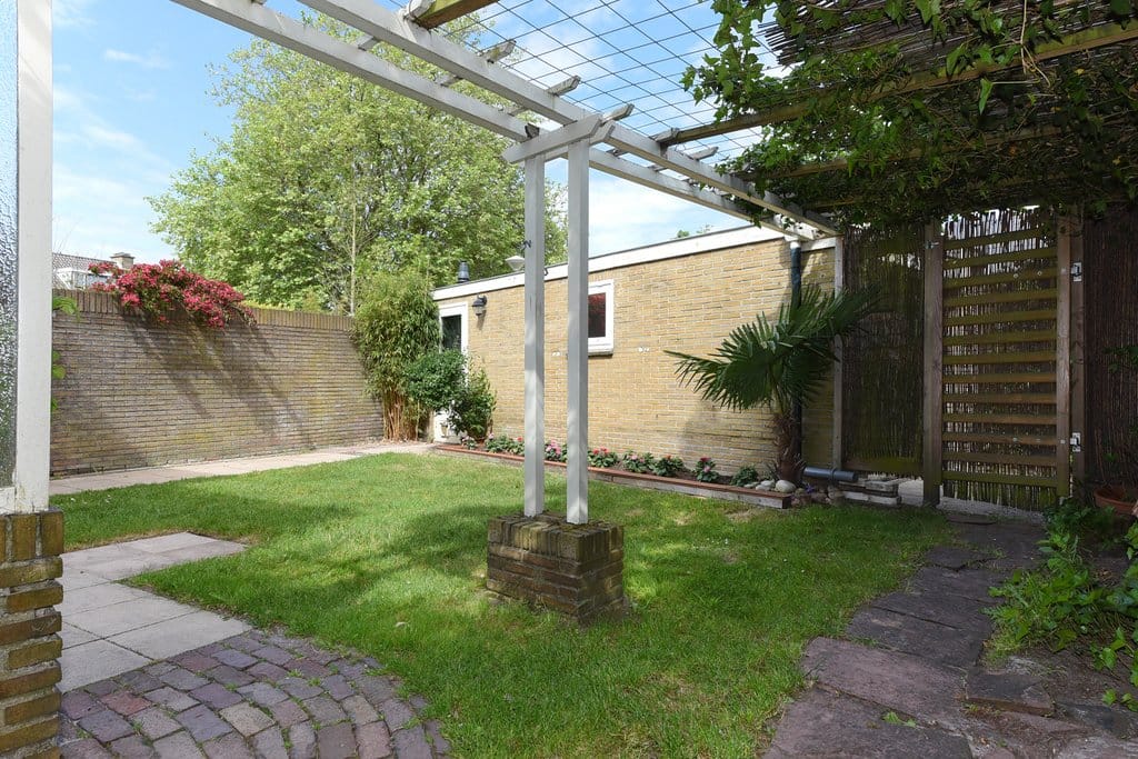 Foto 26 van Fresiaplein 10