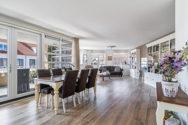 Foto 12 van Prins Willem III-plein 14