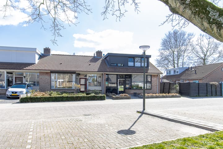 Foto 35 van Burgemeester Brunestraat 8