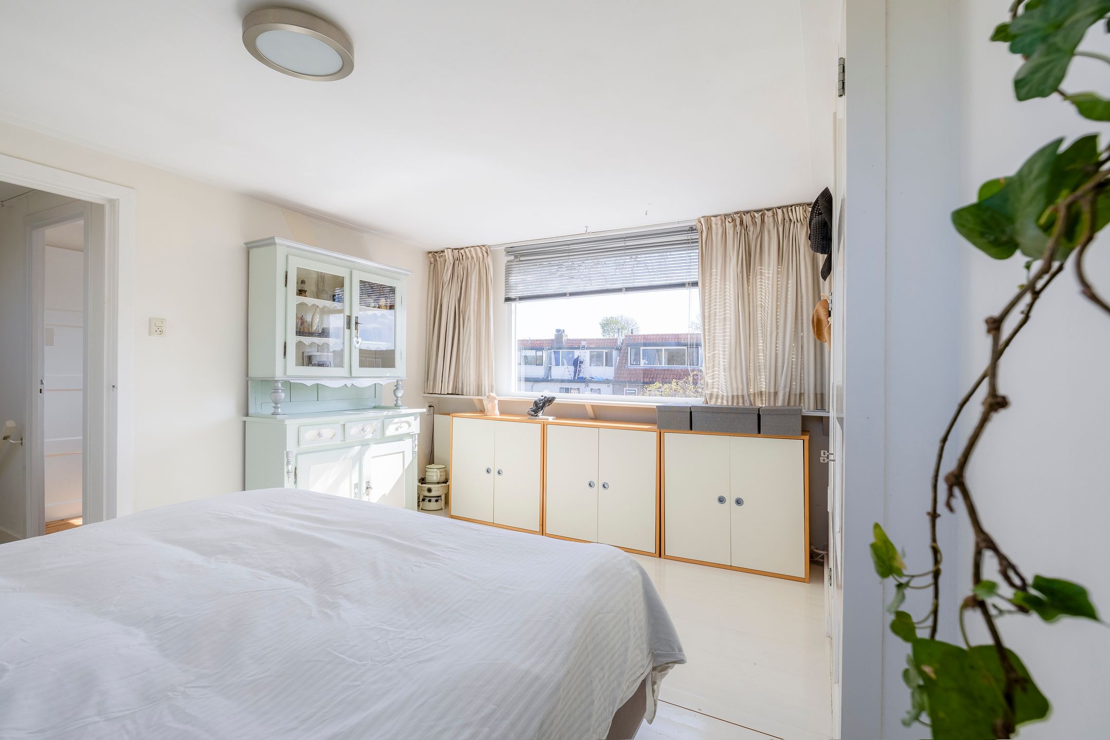 Photo 27 of Dollardstraat 154