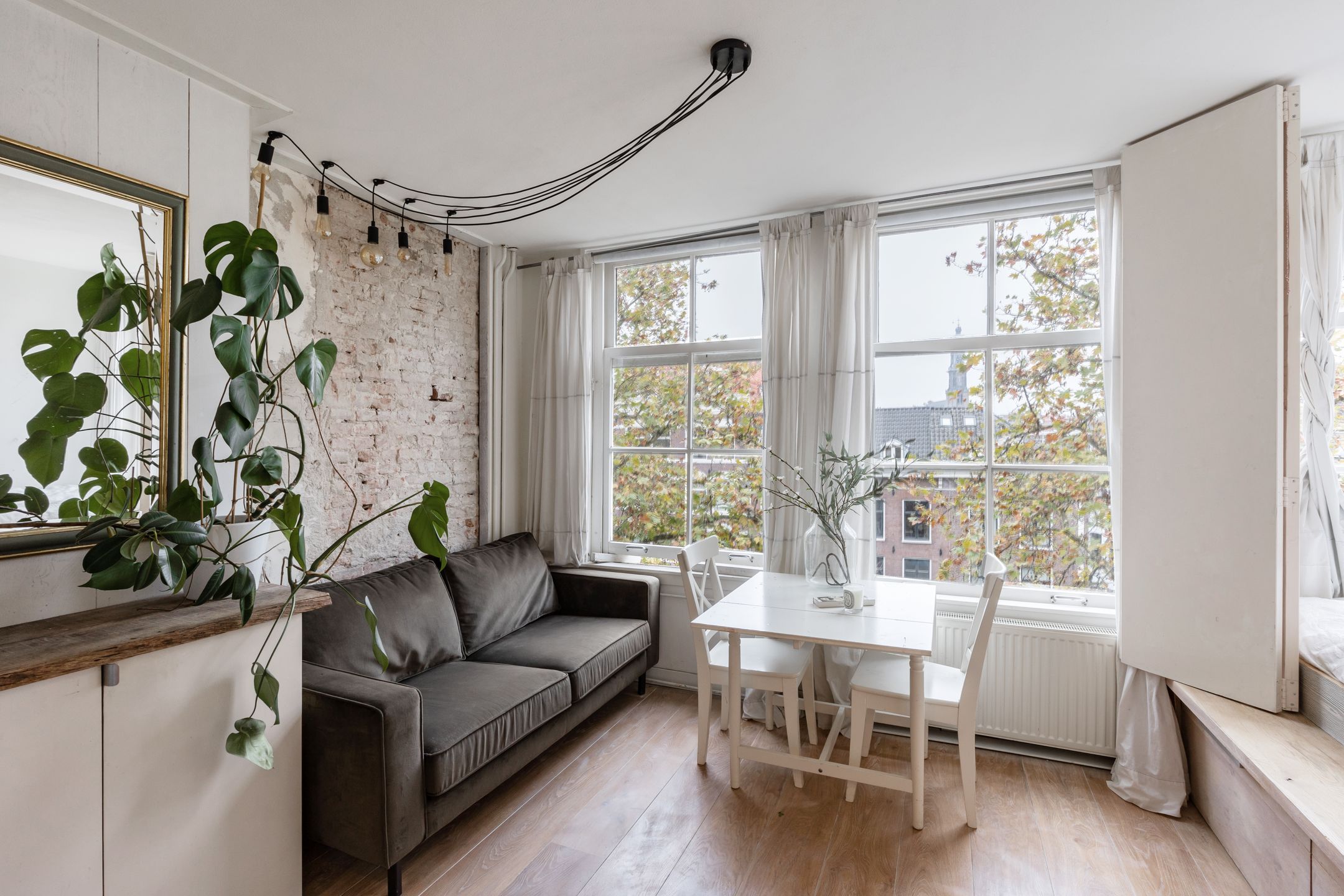 Photo 6 of Marnixstraat 239-3A