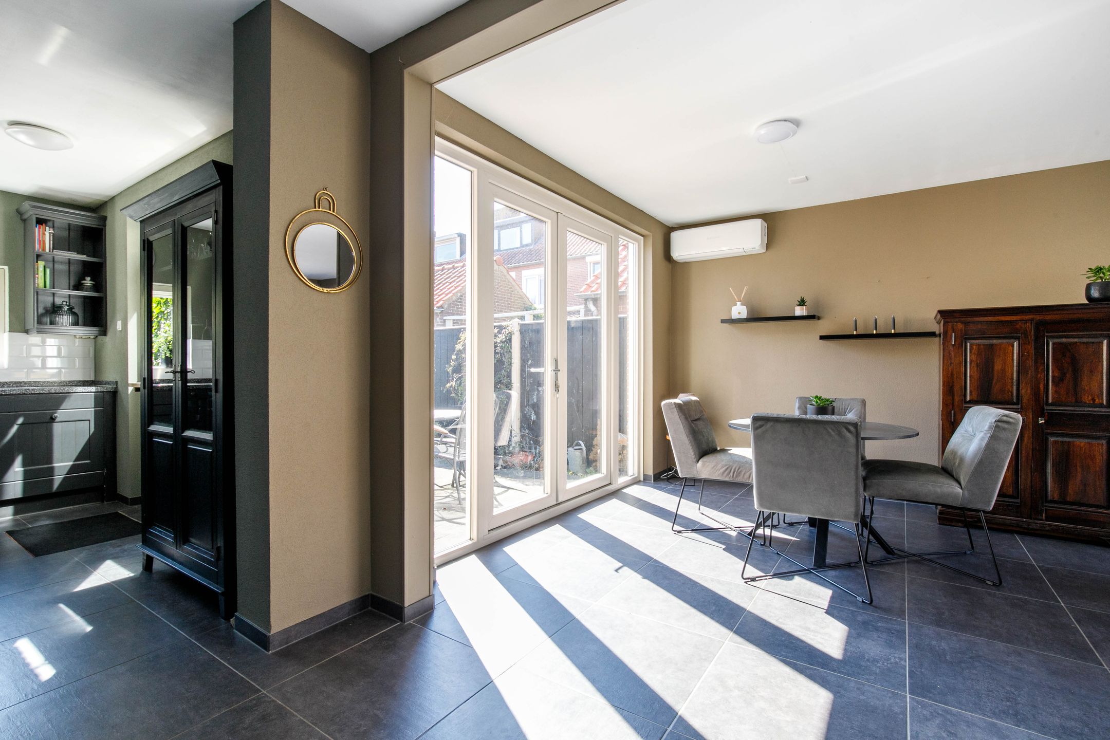 Photo 15 of Barend van Hoeffstraat 22