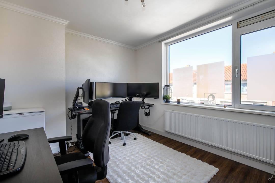 Photo 23 of Barend van Hoeffstraat 22