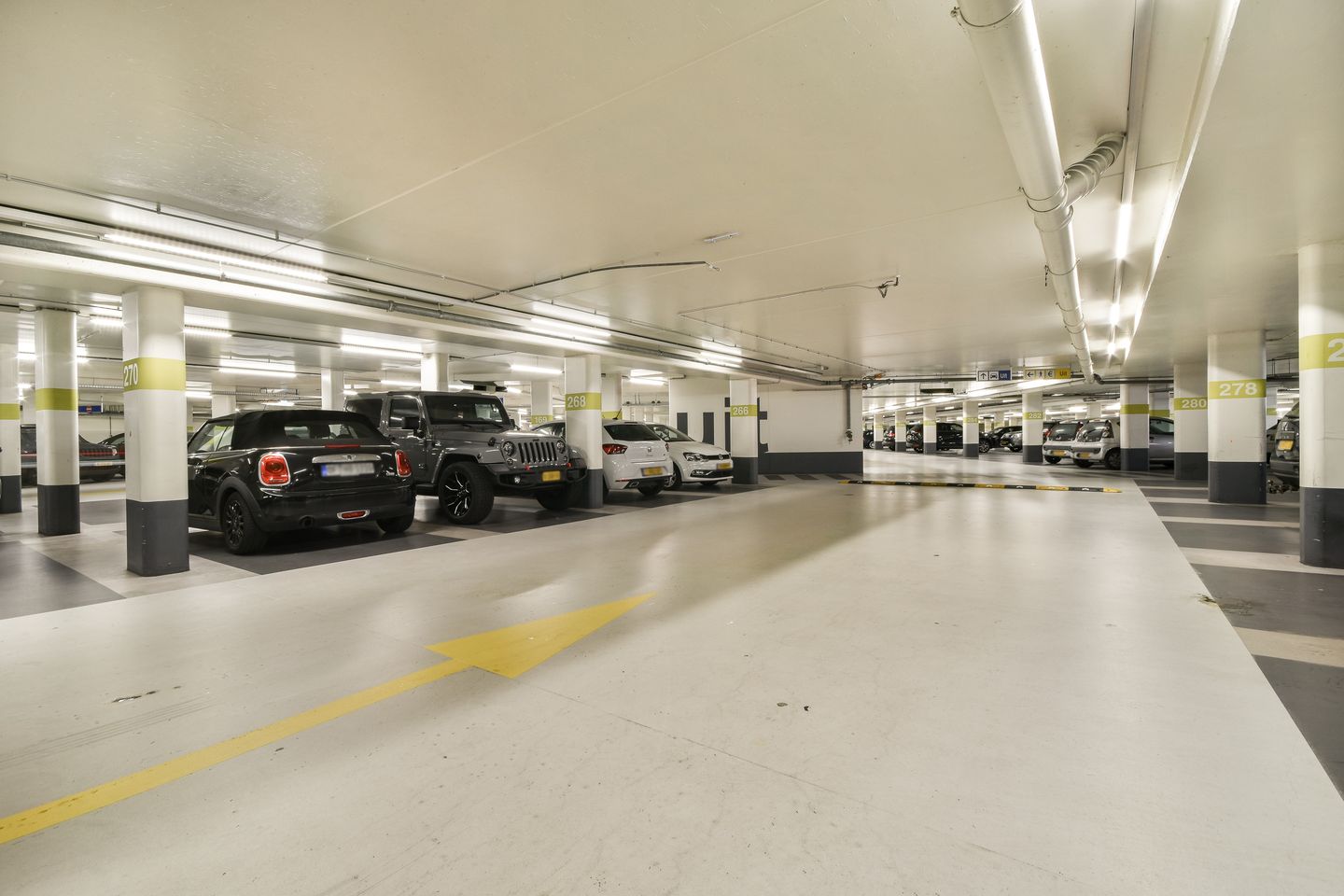 Photo 25 of Louis Davidsstraat 40