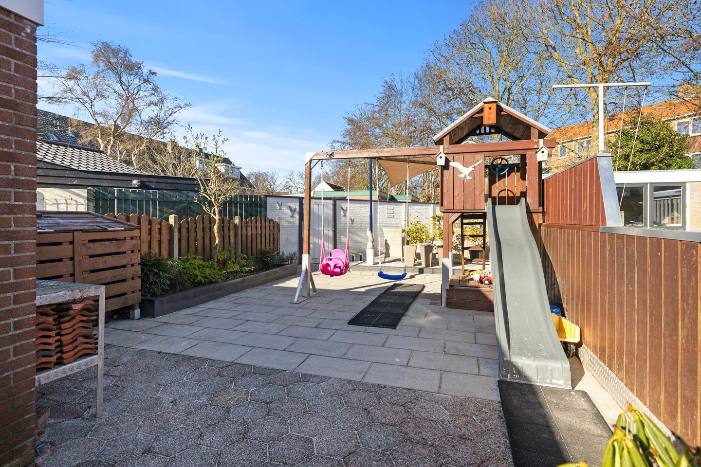 Photo 14 of Narcisstraat 16