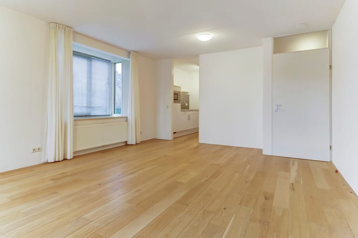 Foto 6 van Warmoeshof 38