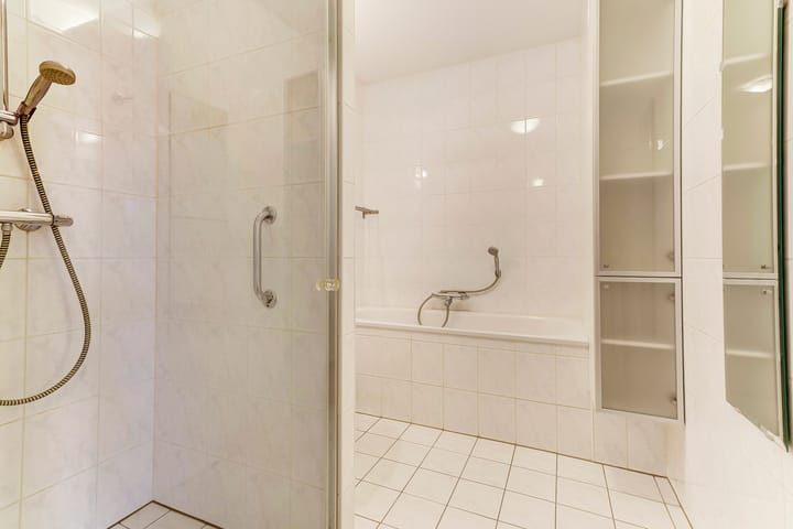 Foto 18 van Warmoeshof 38