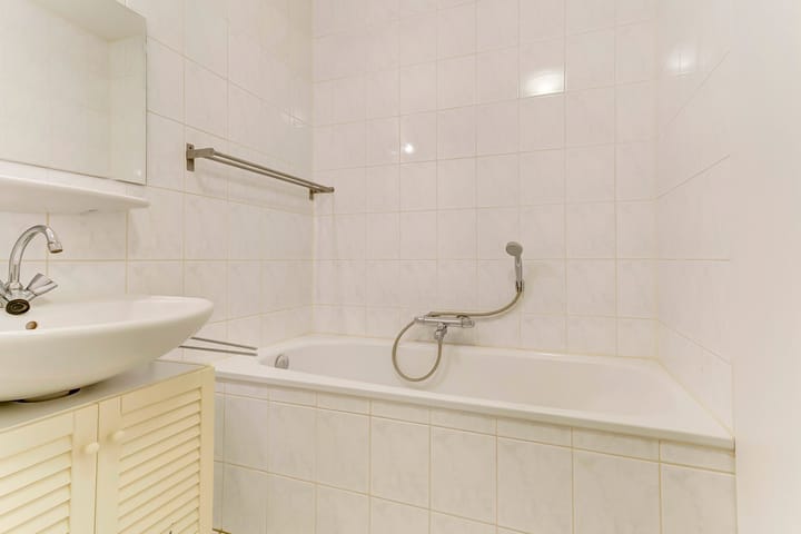 Foto 20 van Warmoeshof 38