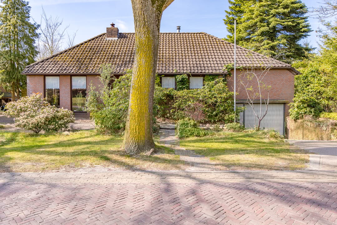 Photo 1 of Bronnegerstraat 11