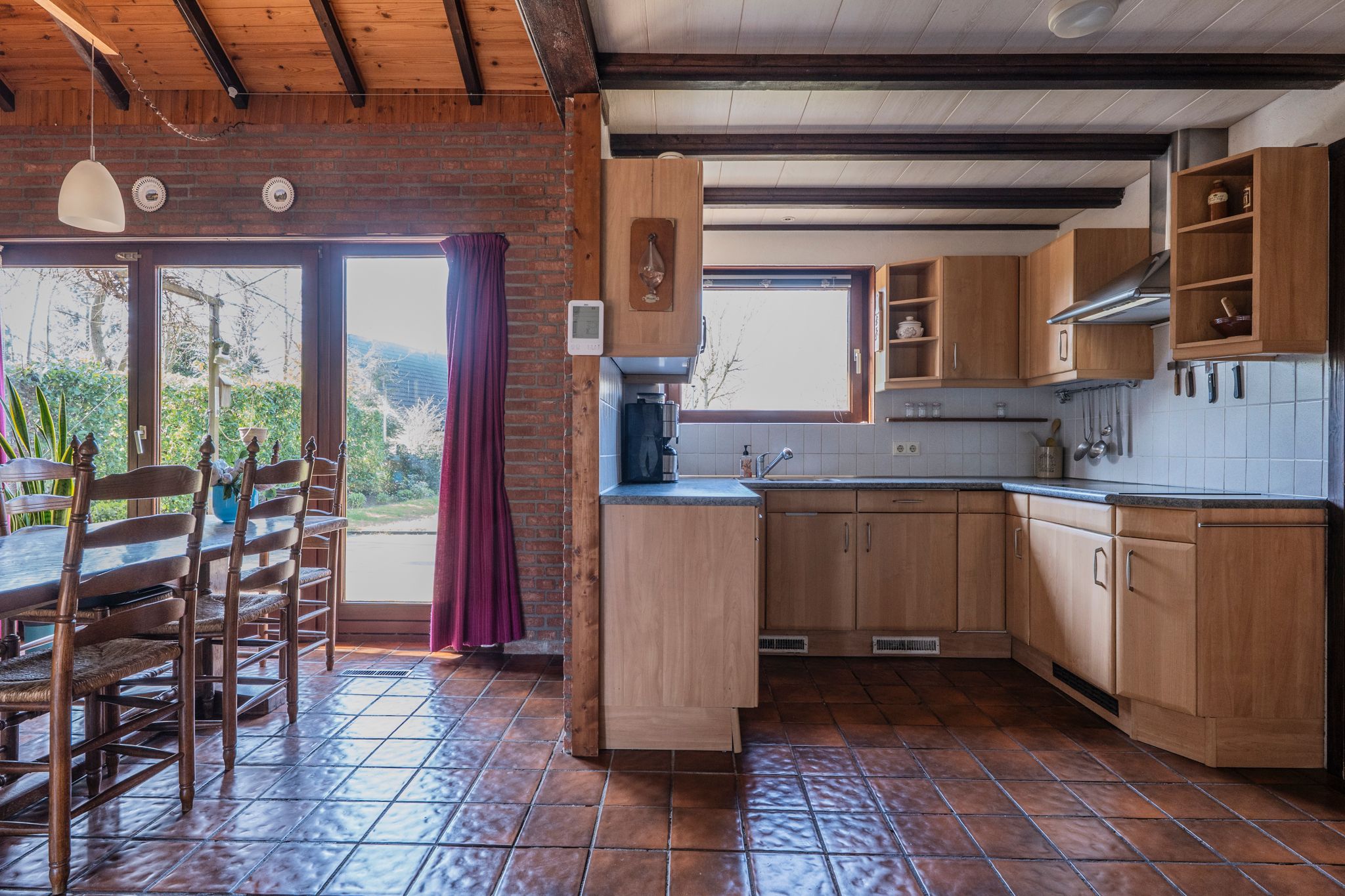 Photo 6 of Bronnegerstraat 11