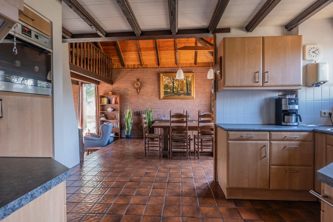 Photo 8 of Bronnegerstraat 11