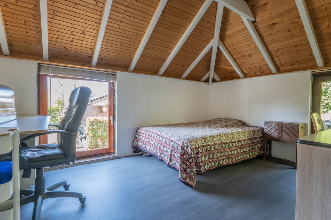 Photo 22 of Bronnegerstraat 11