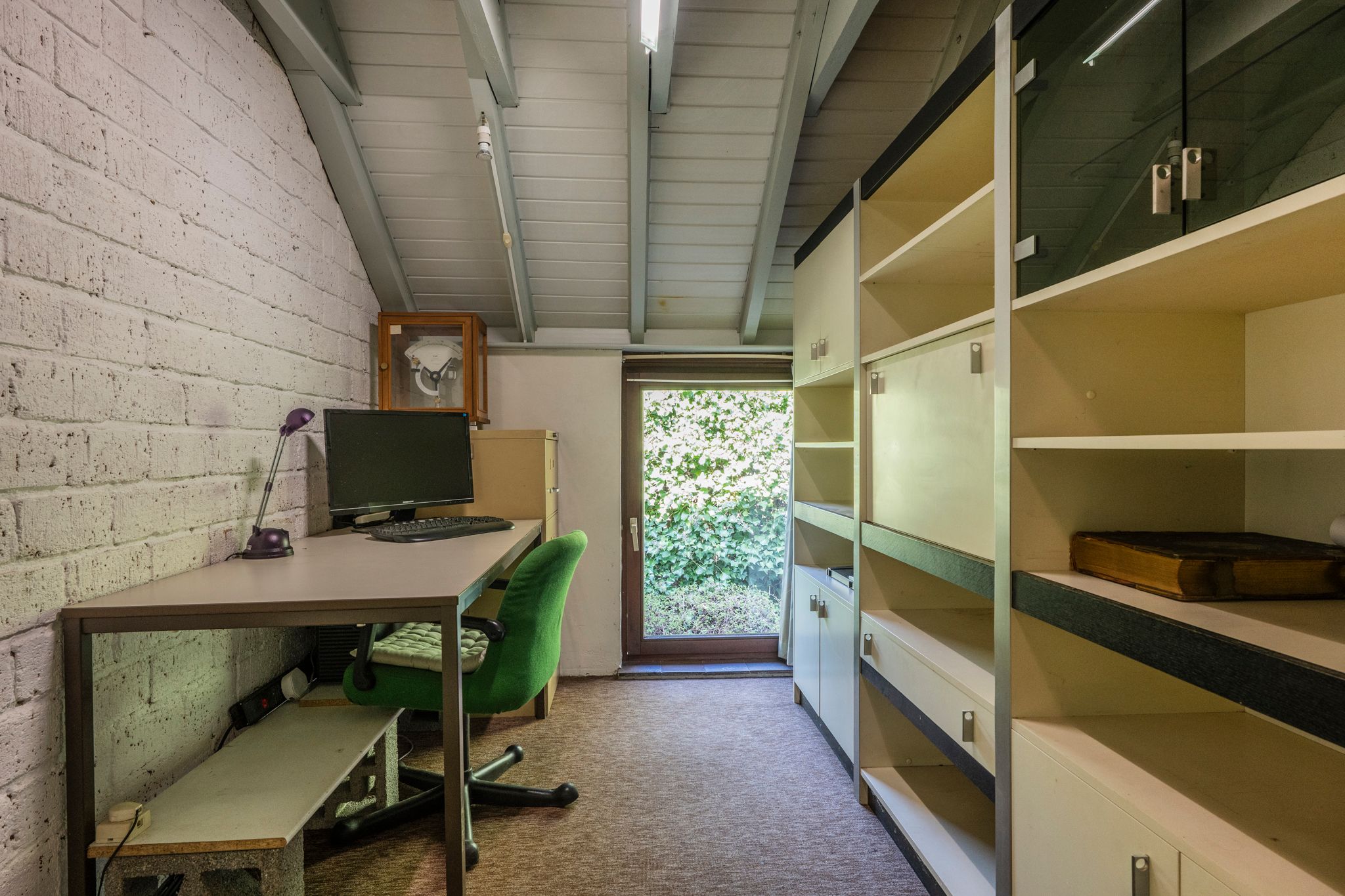 Photo 24 of Bronnegerstraat 11