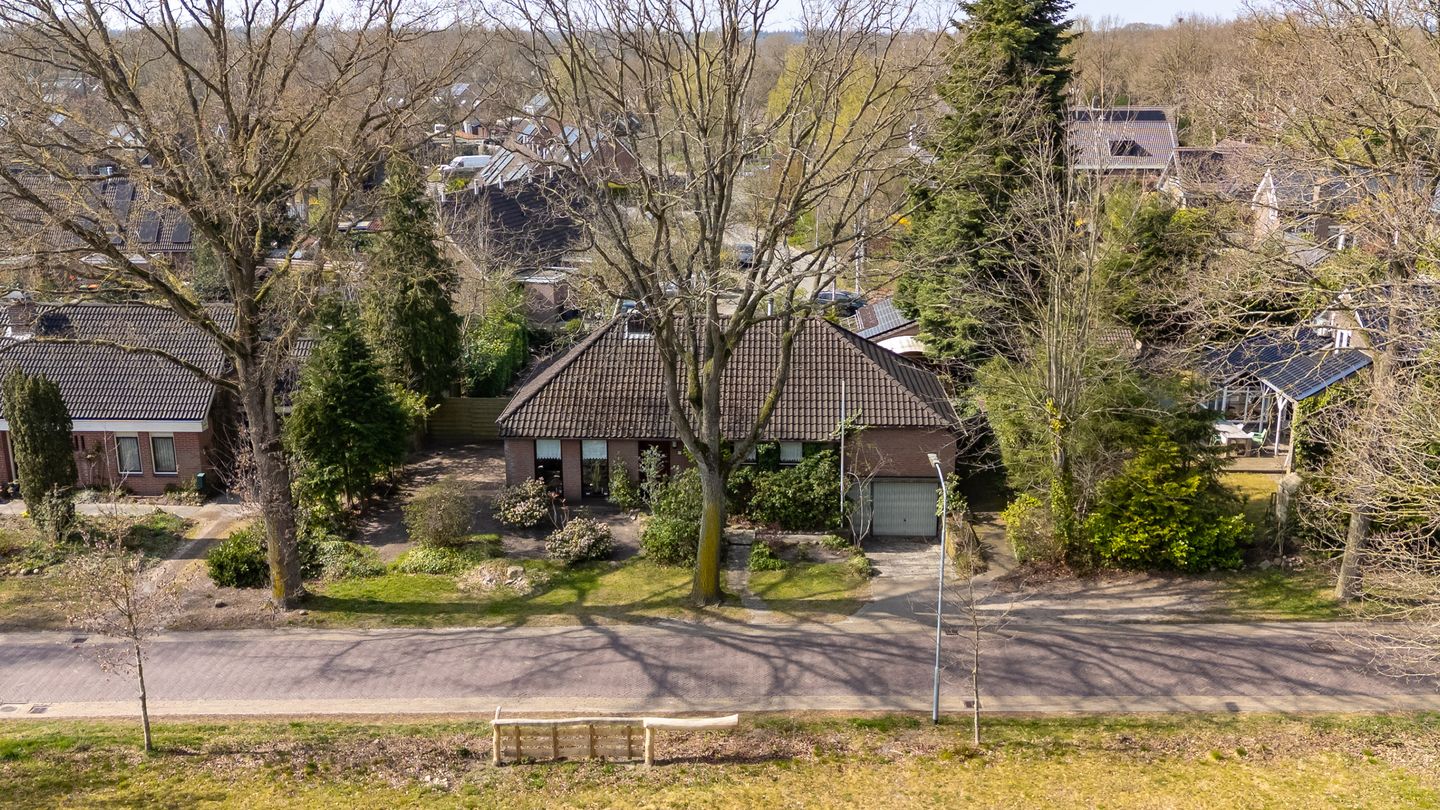 Photo 35 of Bronnegerstraat 11