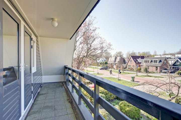 Foto 29 van Middenweg 60