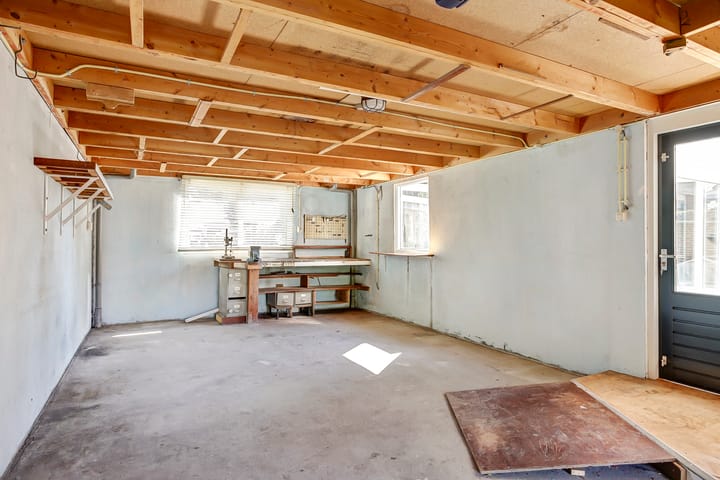 Foto 33 van Middenweg 60