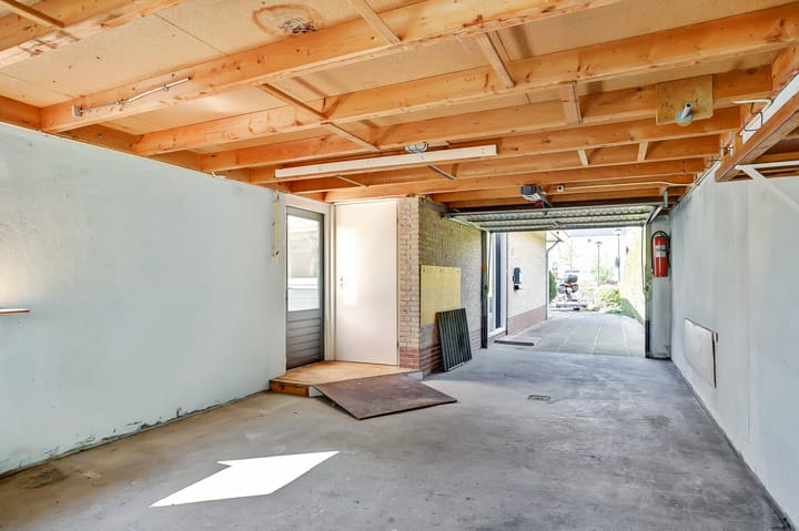 Foto 34 van Middenweg 60