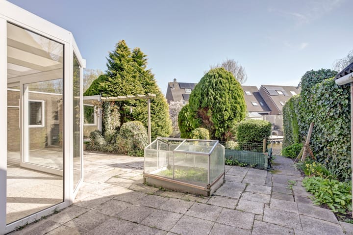 Foto 35 van Middenweg 60