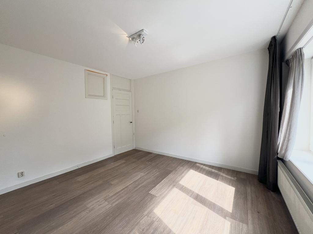 Photo 8 of Scheldestraat 46-1