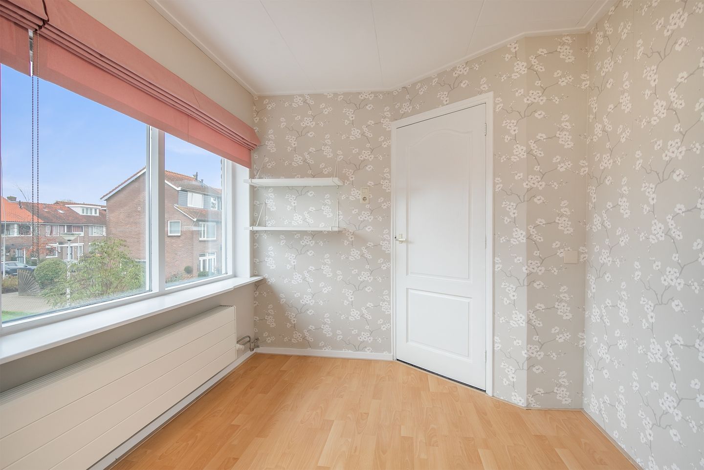 Photo 14 of Beatrixstraat 24