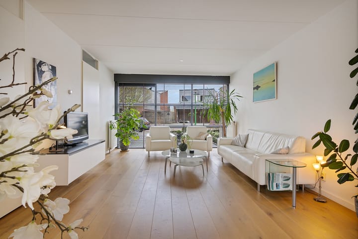 Foto 4 van Vuurvlinder 29