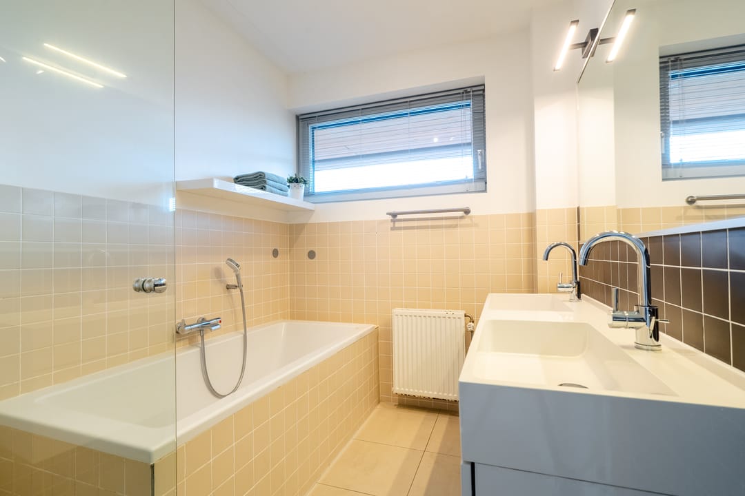 Photo 38 of Johan van Welveldelaan 2