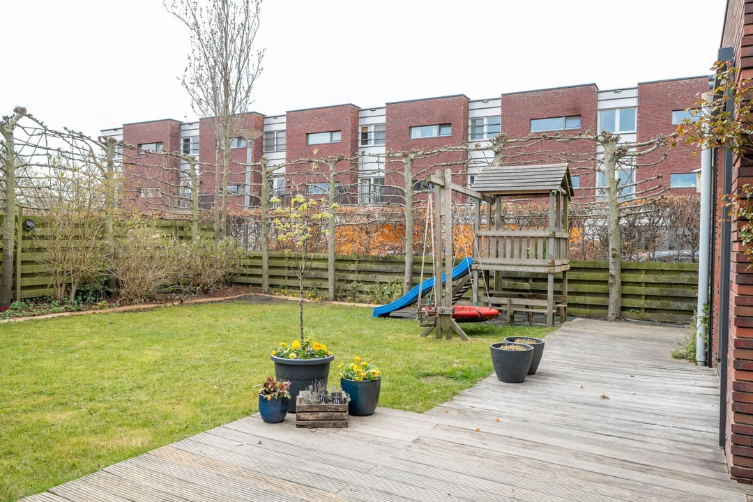 Photo 56 of Johan van Welveldelaan 2