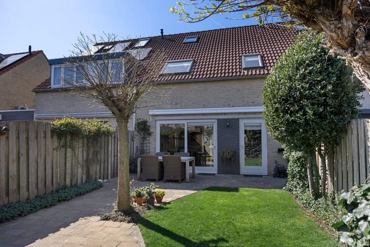 Foto 1 van Tibetlaan 33