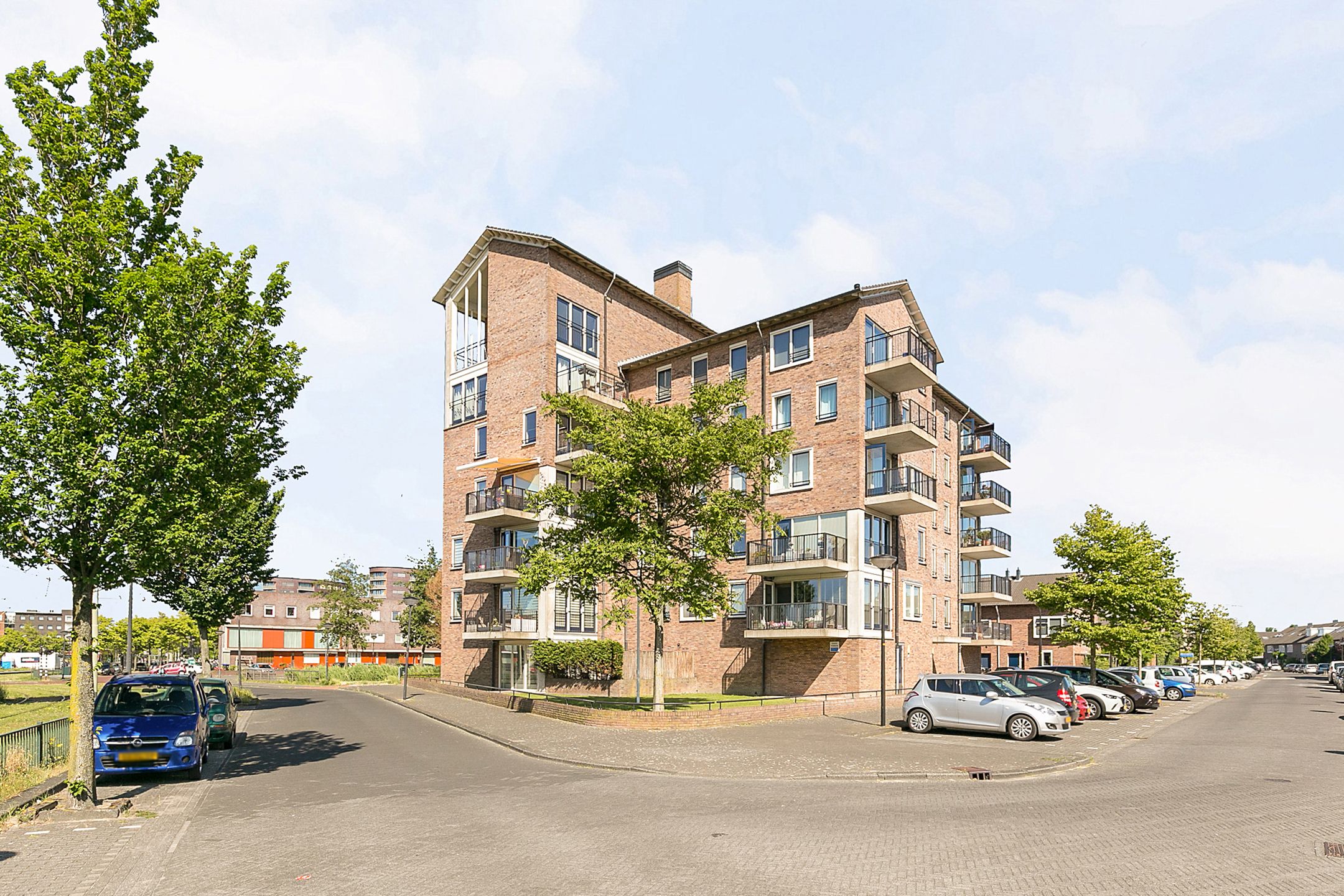 Foto 15 van Fie Carelsenlaan 12