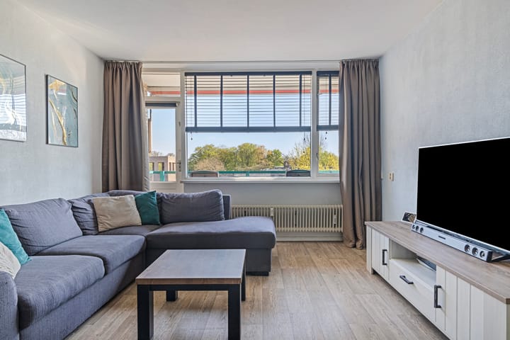 Photo 19 of Europaplein 83