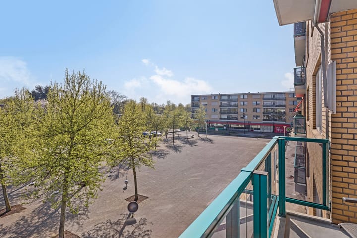 Photo 22 of Europaplein 83