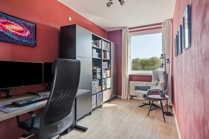 Photo 31 of Europaplein 83