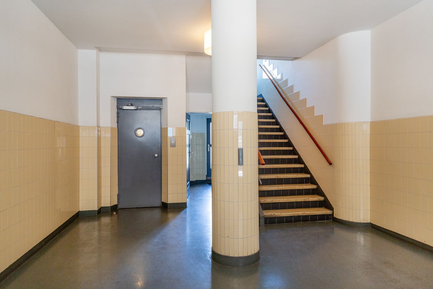 Photo 5 of Goudsesingel 25-F