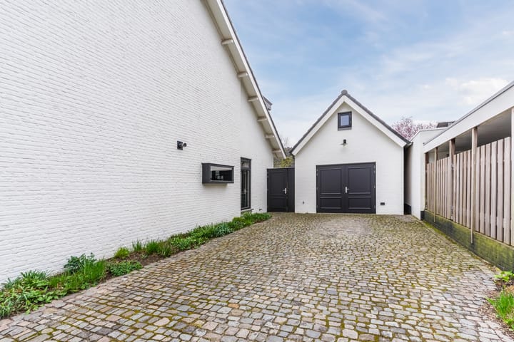 Photo 6 of Irenelaan 1