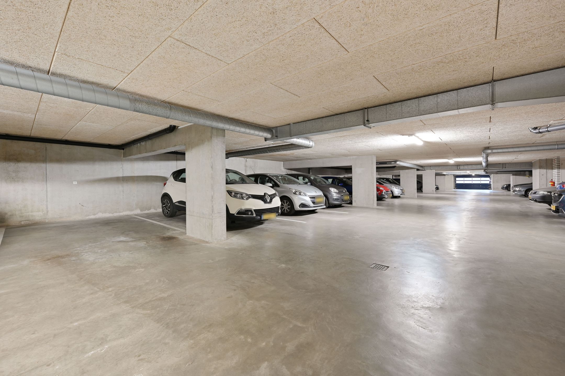 Photo 21 of Fuutlaan 9