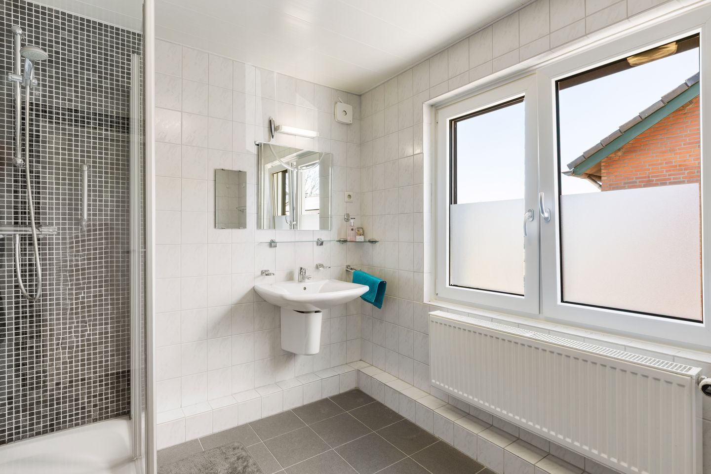 Photo 25 of Lage Bongerd 16