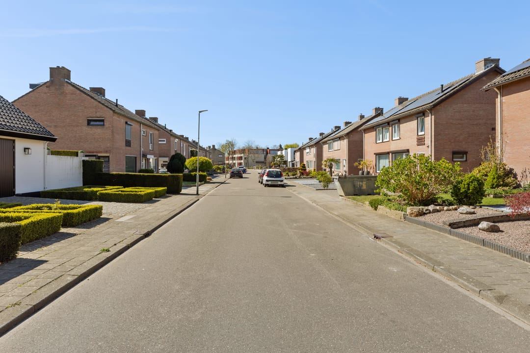 Photo 37 of Lage Bongerd 16