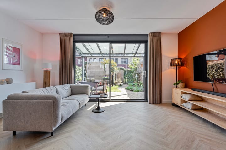 Photo 8 of Botlekhof 8