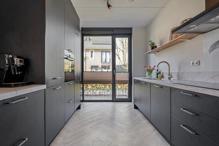 Photo 17 of Botlekhof 8