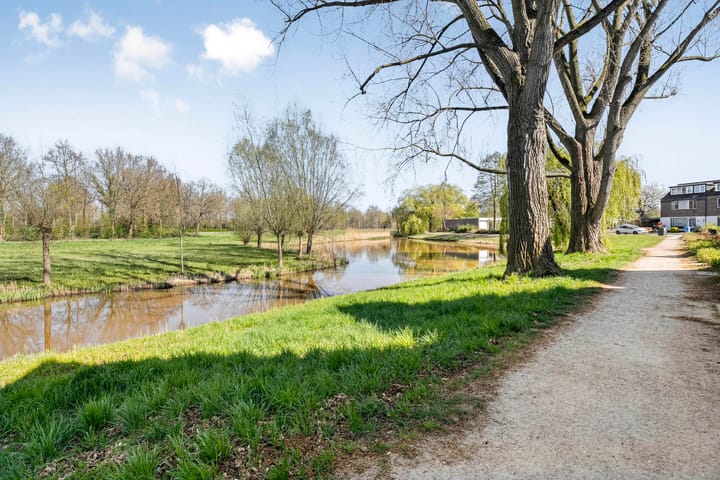 Photo 51 of Botlekhof 8