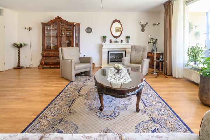 Foto 8 van Bernstein 28