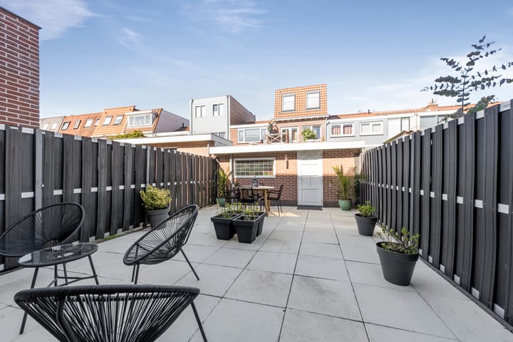 Photo 16 of Borneostraat 39