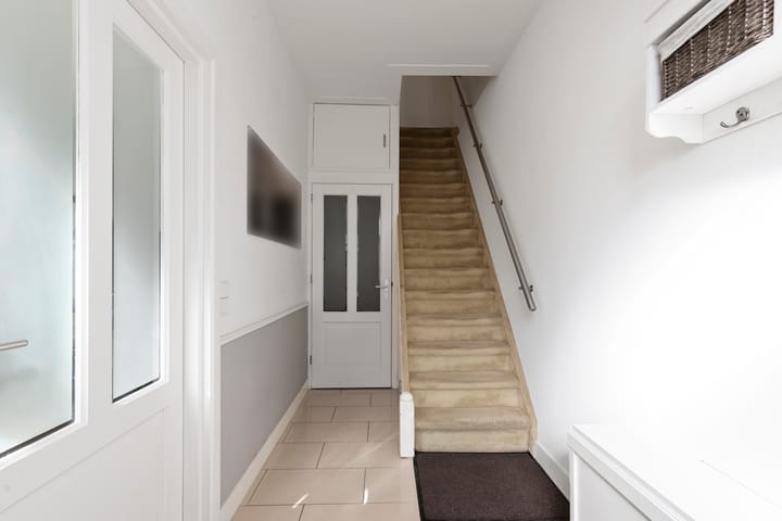 Photo 22 of Borneostraat 39