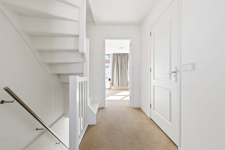 Photo 24 of Borneostraat 39