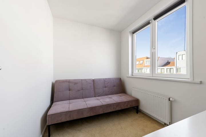 Photo 26 of Borneostraat 39