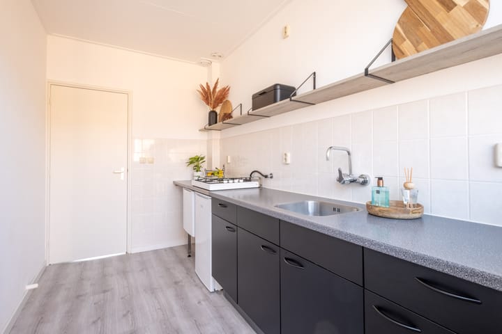 Photo 21 of Johannes Wildeboerstraat 6