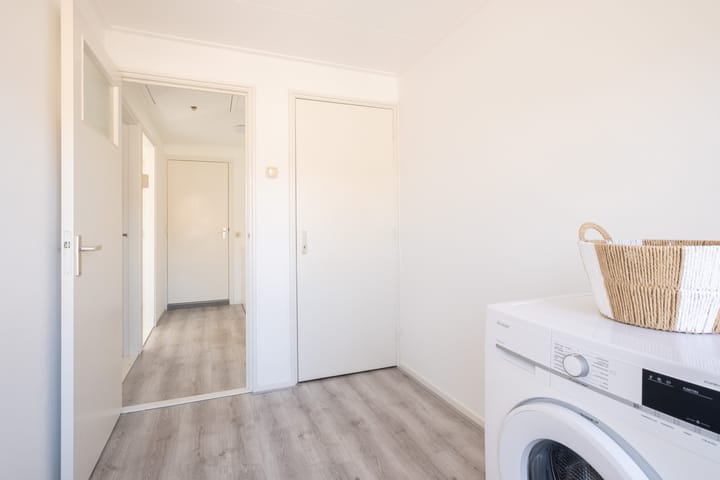 Photo 25 of Johannes Wildeboerstraat 6