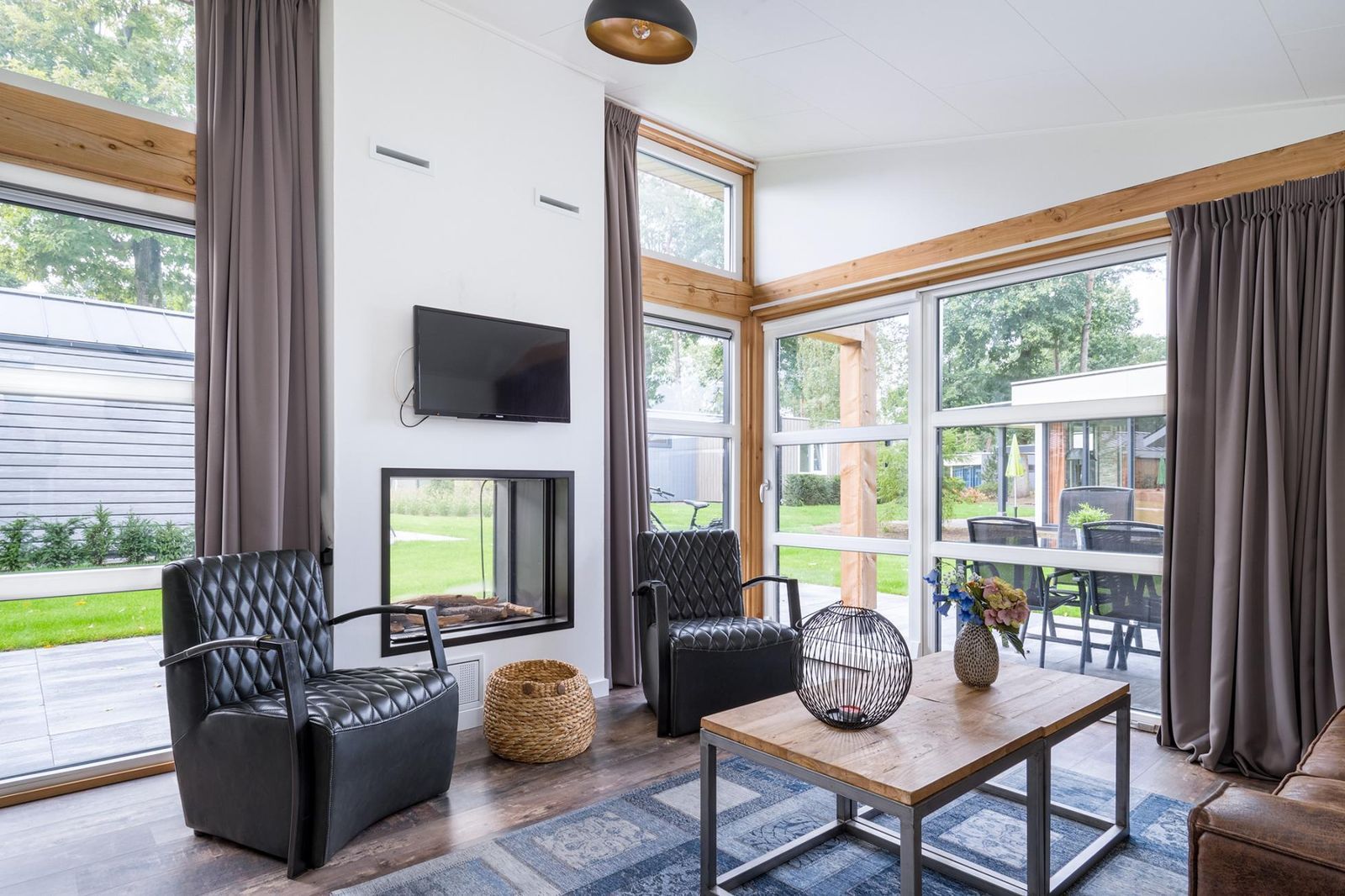 Foto 6 van Harremaatweg 30-110